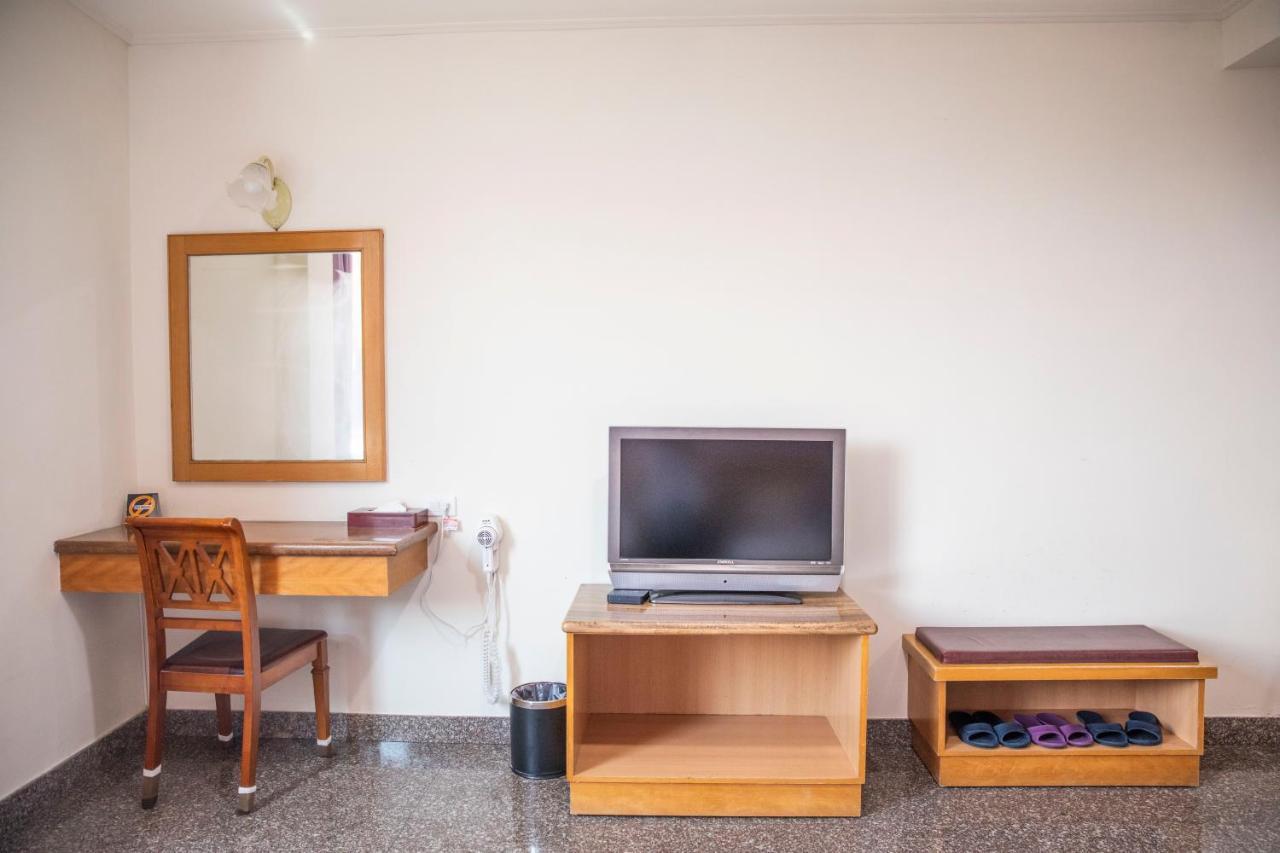 Holiday Hotel Нанган Экстерьер фото